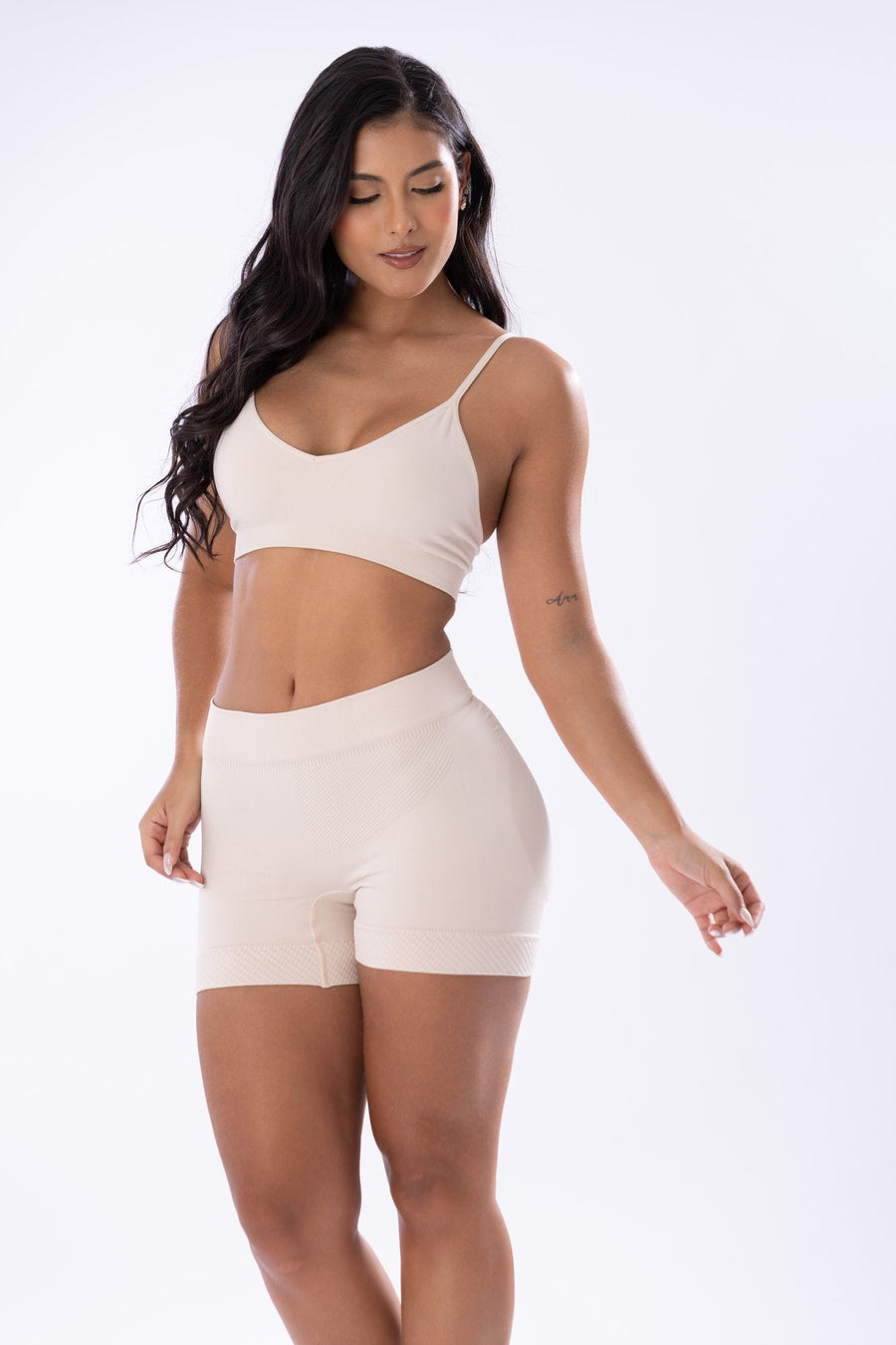Short Moldeador Seamless 632007 de Raf Over en beige, vista lateral